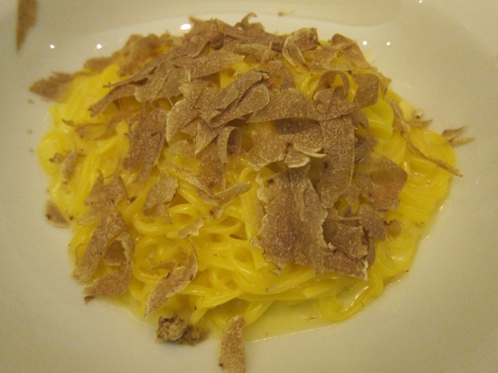 taglierini with white truffles