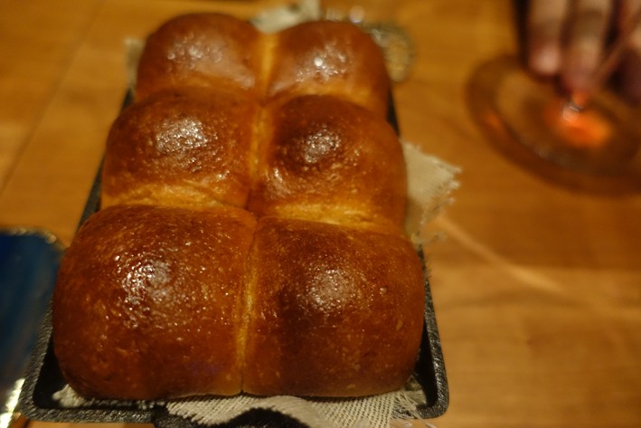 Parkerhouse bread