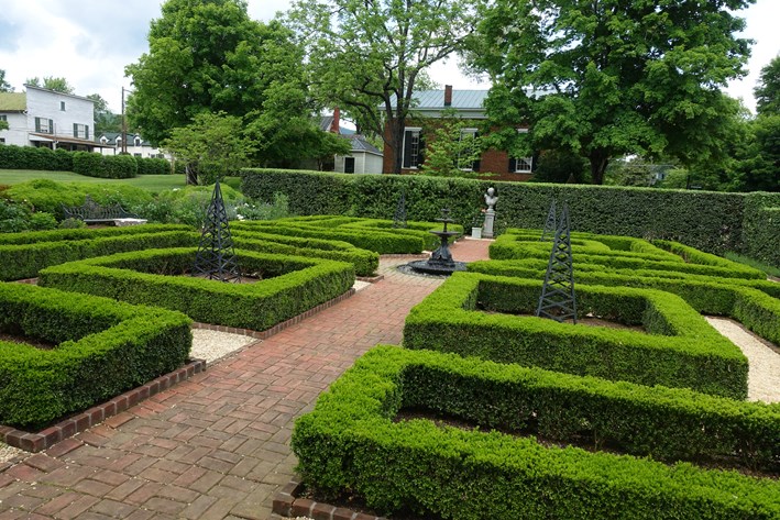 formal garden