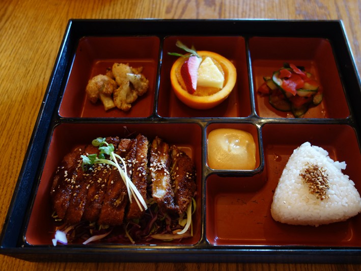 Ozumo restaurant review 2013 February San Francisco | Japanese Cuisine