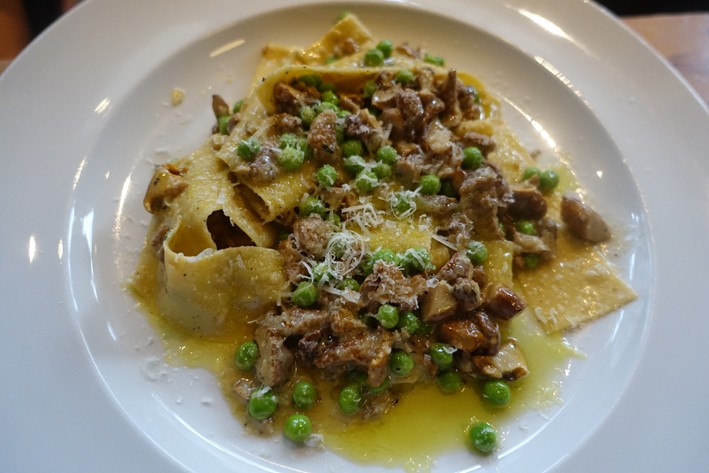 papardelle with peas