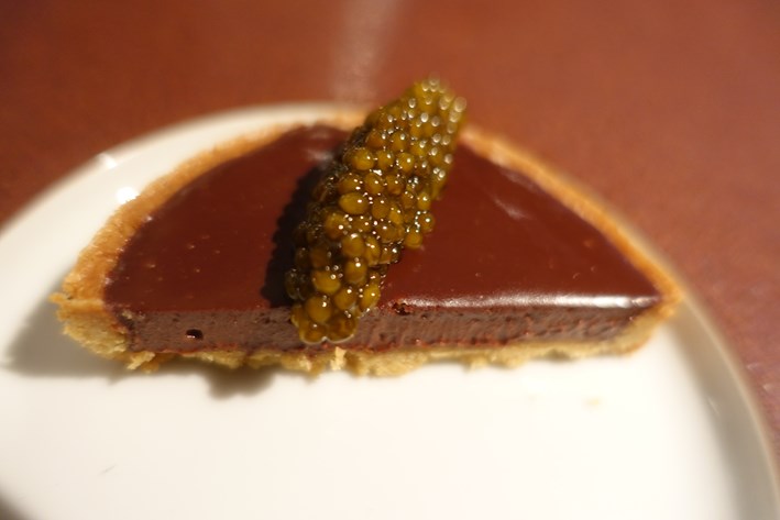 chocolate tart with caviar