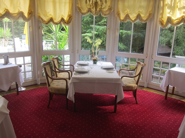 dining room in 2019