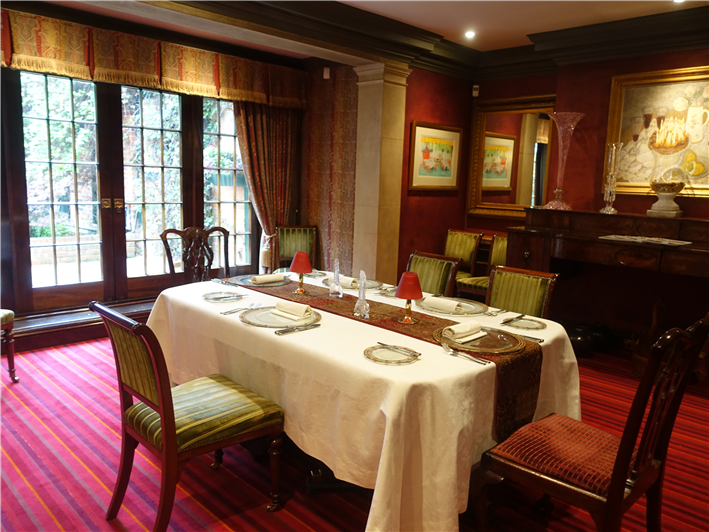 review of French restaurant The Waterside Inn in Bray by Andy Hayler in ...